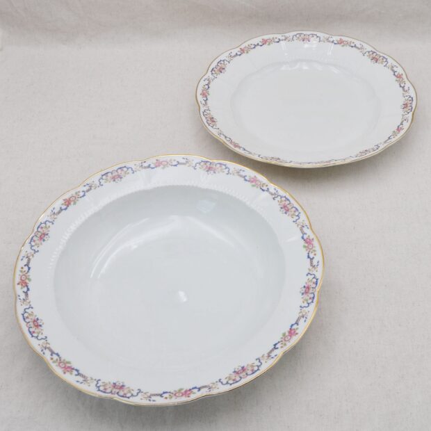 Les plats à fleurs en porcelaine de Limoges