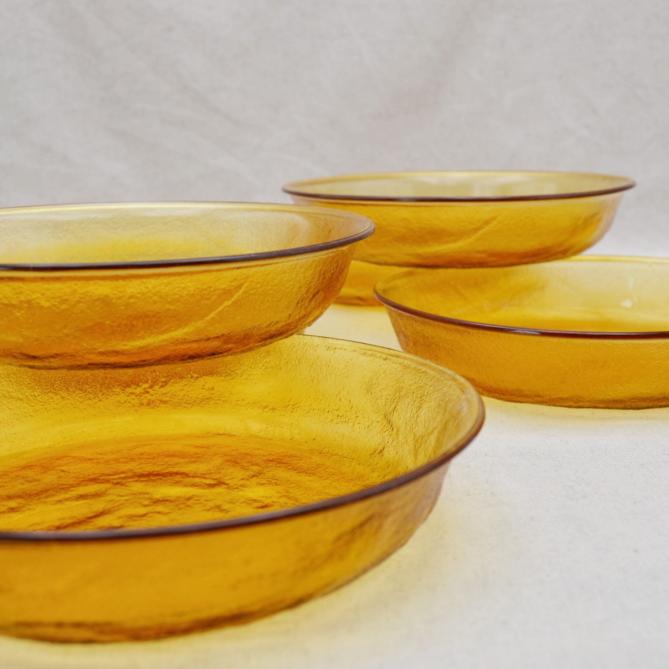 Les assiettes ambrées