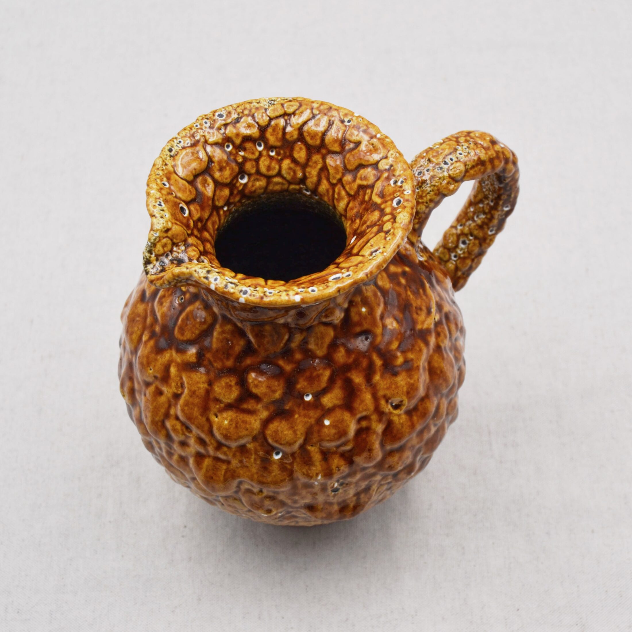 Le pichet en fat lava