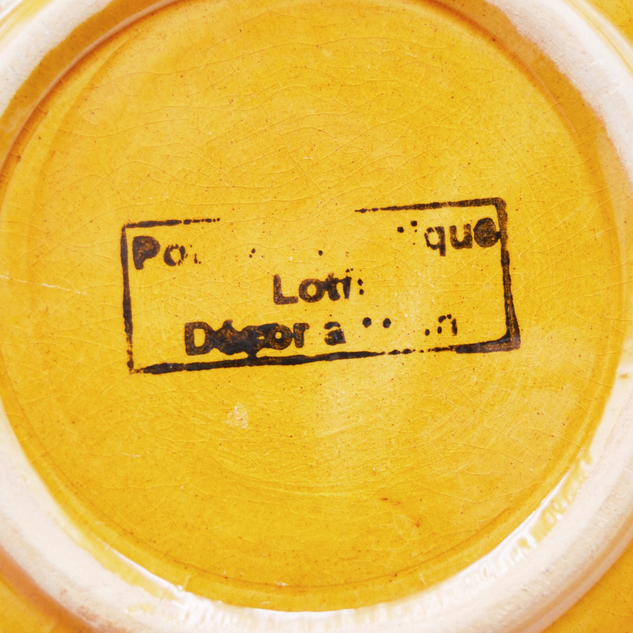 L’assiette creuse jaune méditerranéenne