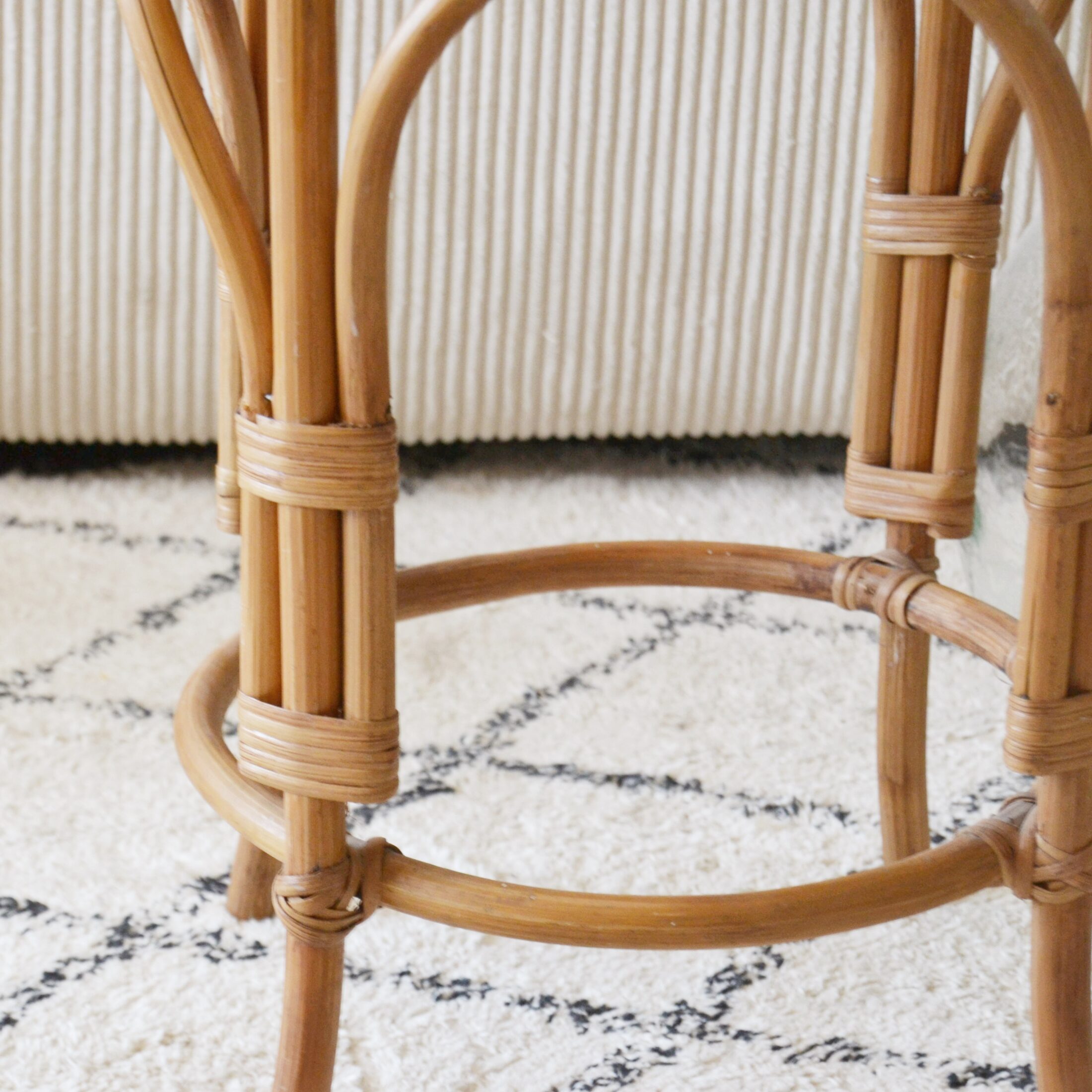 Le bout de canapé en rotin