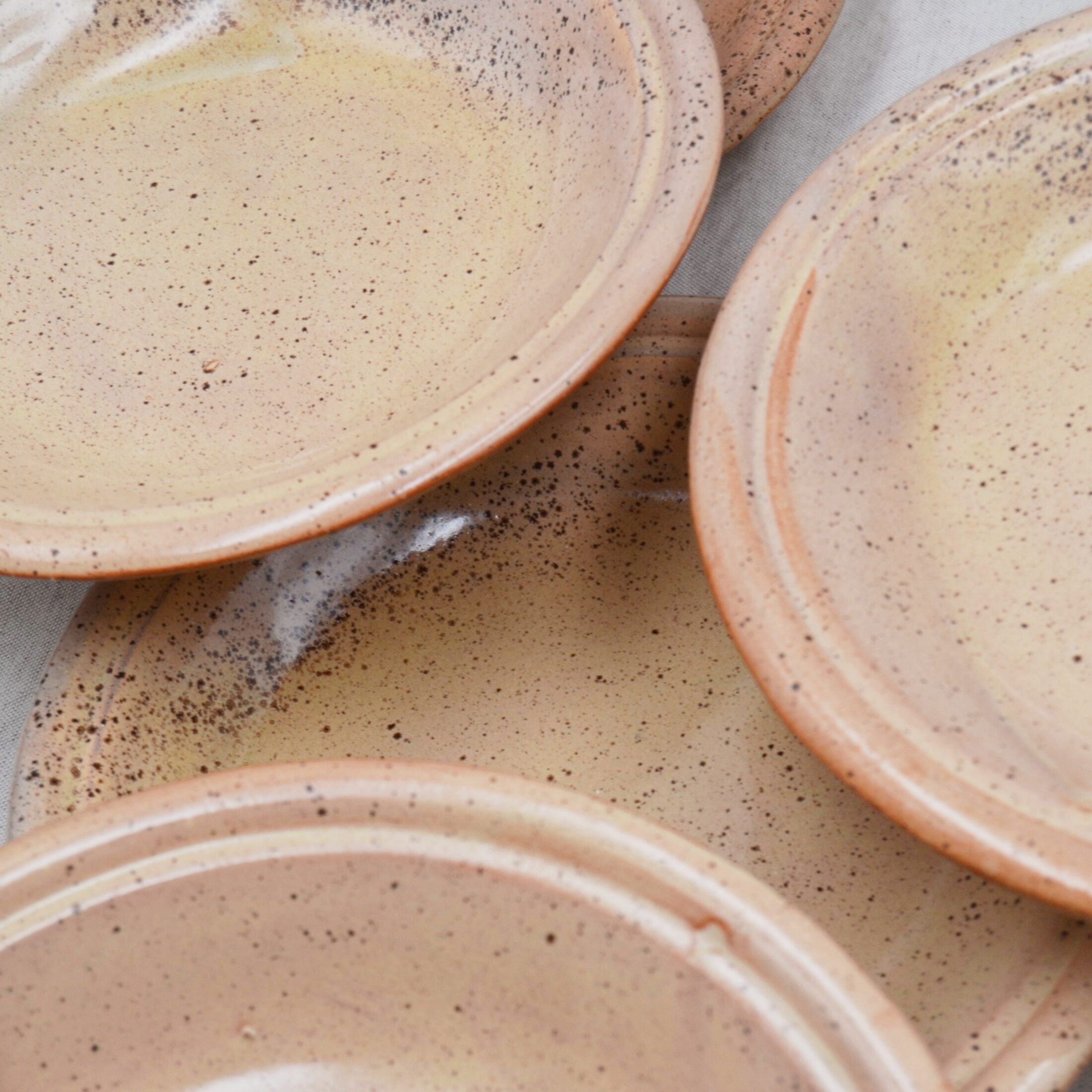 Le service creux en grès