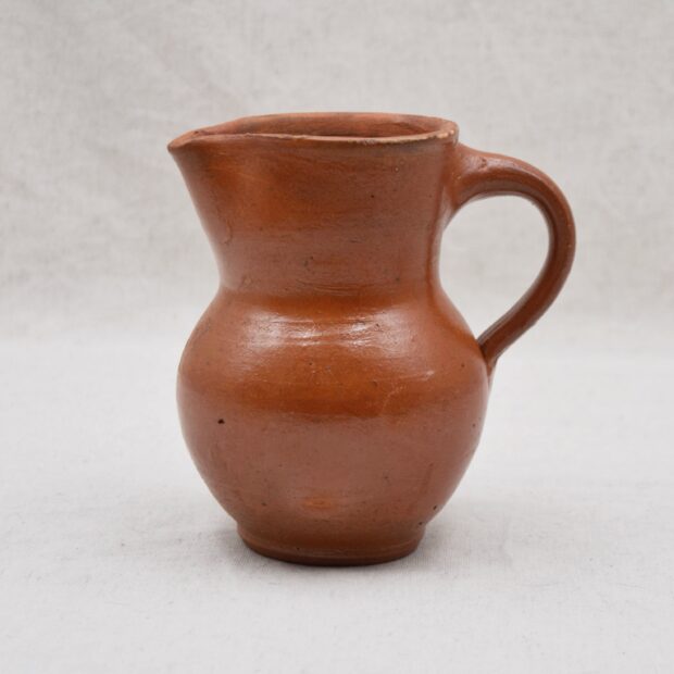 Le petit pichet terracotta