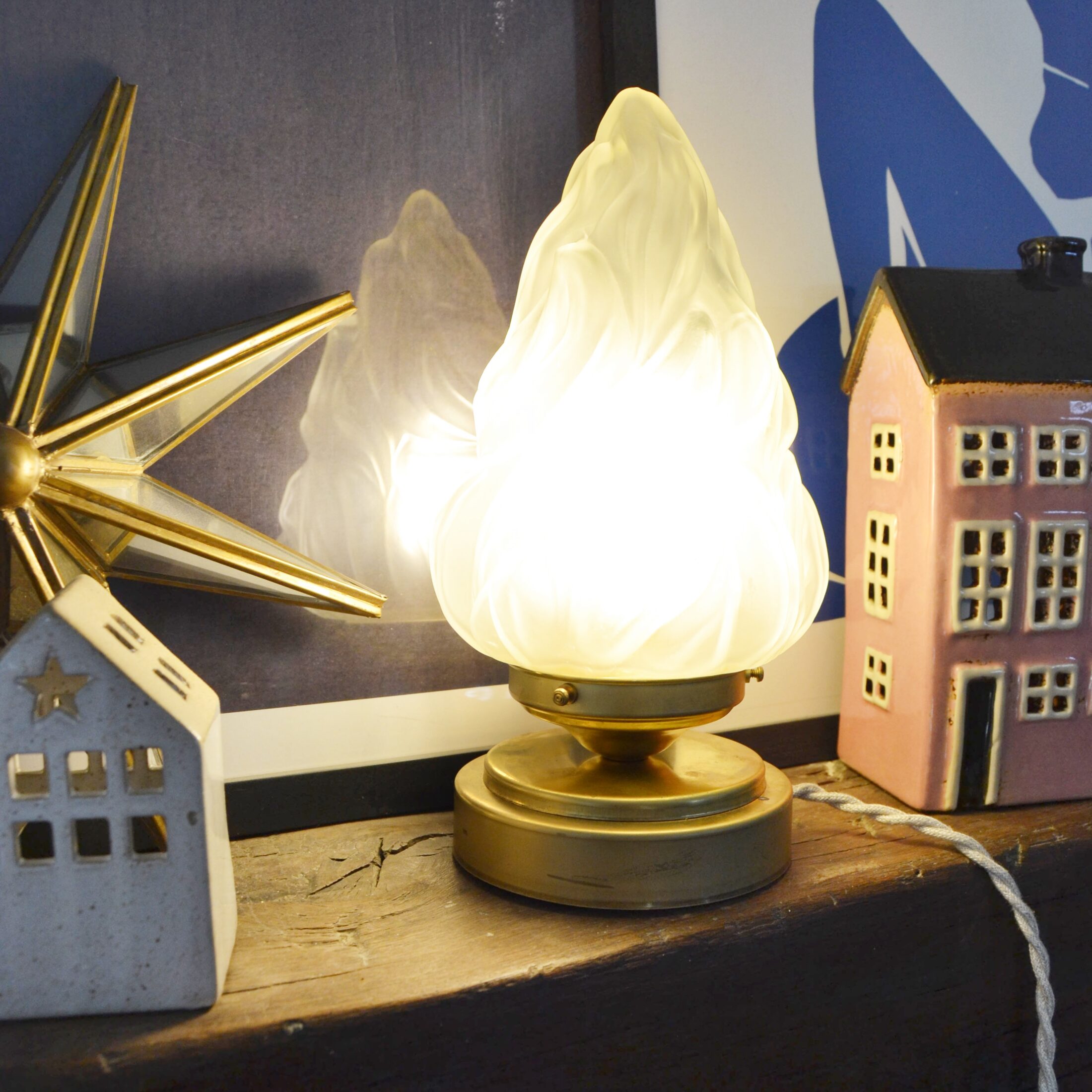 La lampe à poser flamme