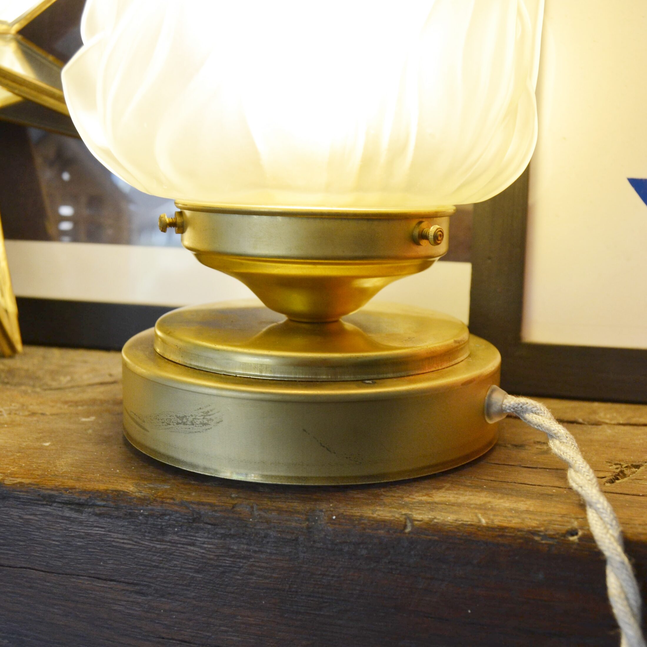 La lampe à poser flamme