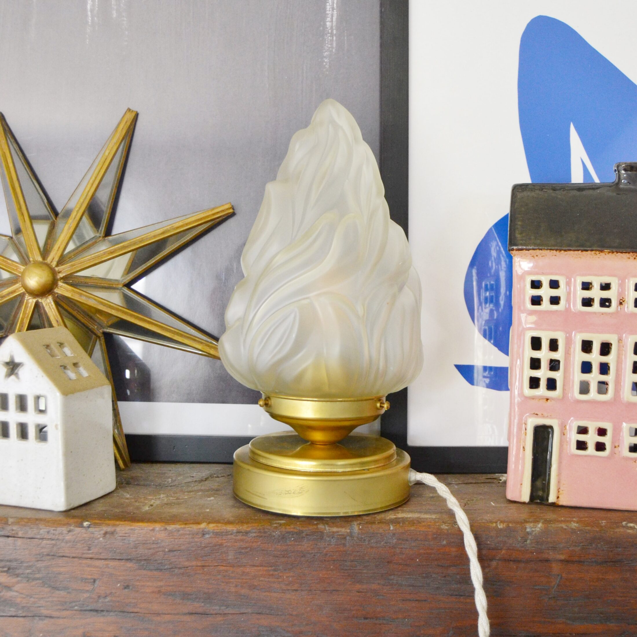 La lampe à poser flamme