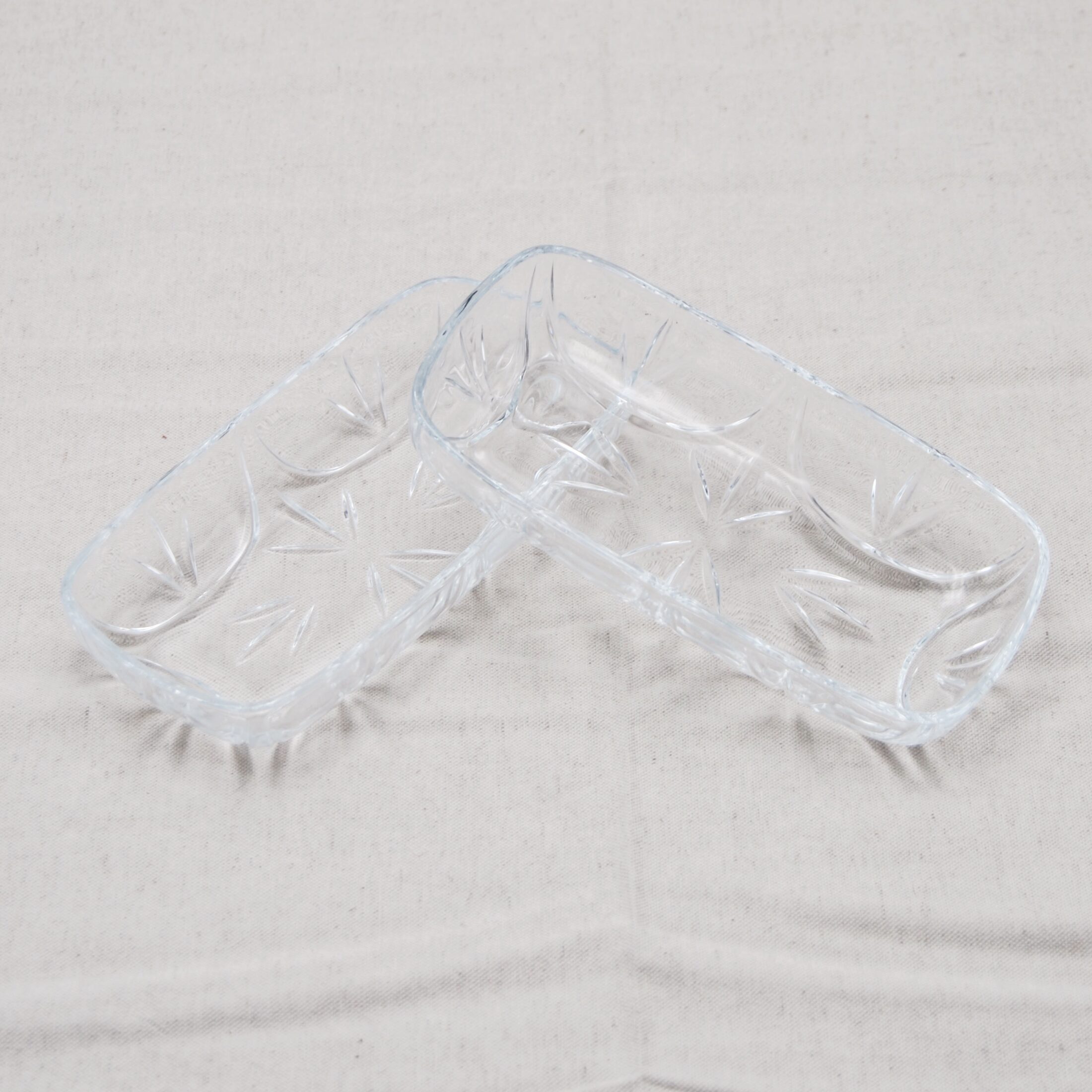 Les ramequins rectangulaires en cristal