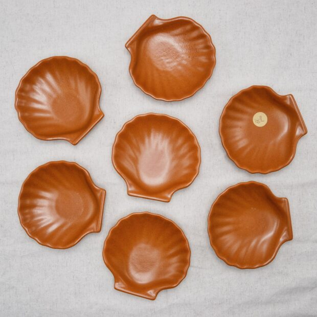 Les ramequins coquillages terracotta