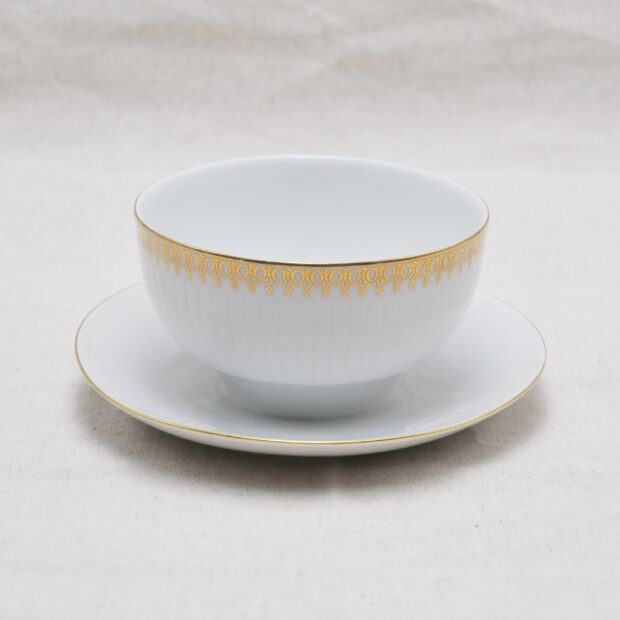 La tasse en porcelaine