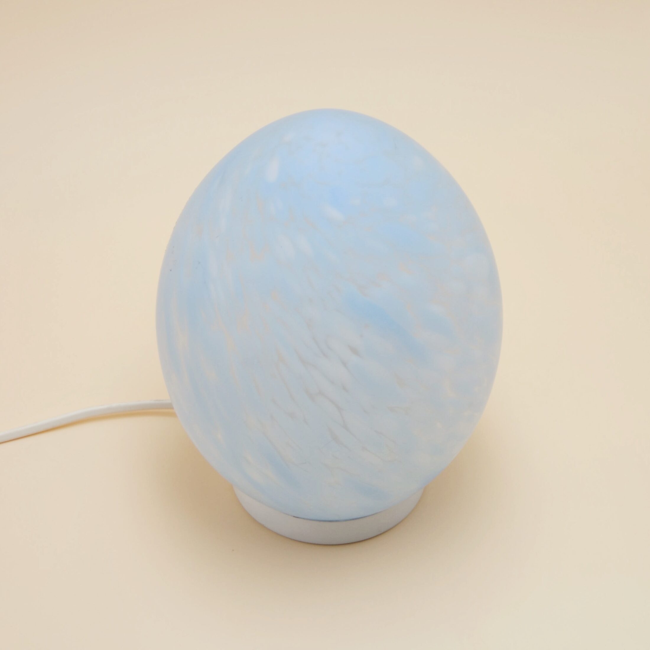 La lampe œuf bleue