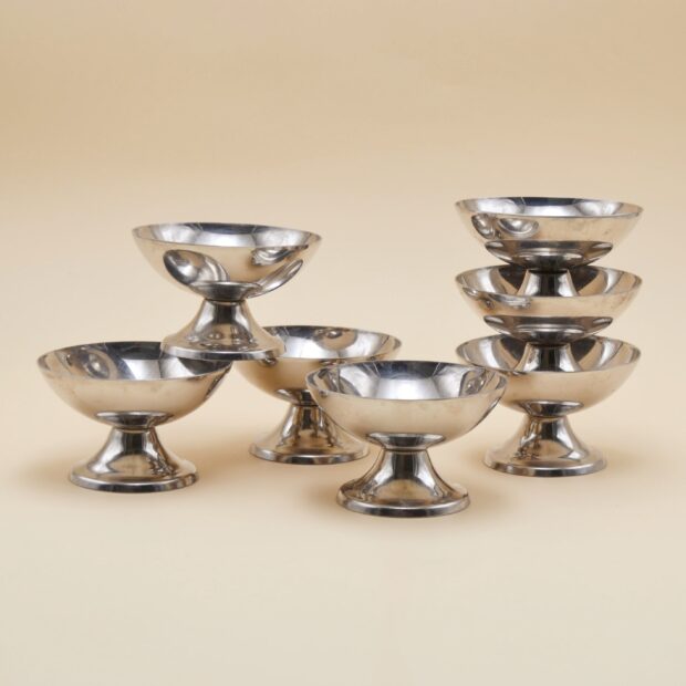 Les coupes en métal chromé