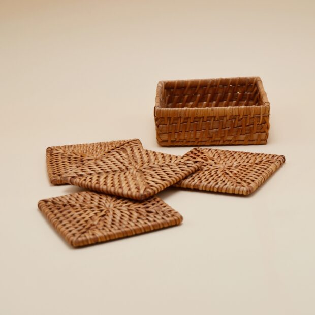 Les sous-verres en rotin