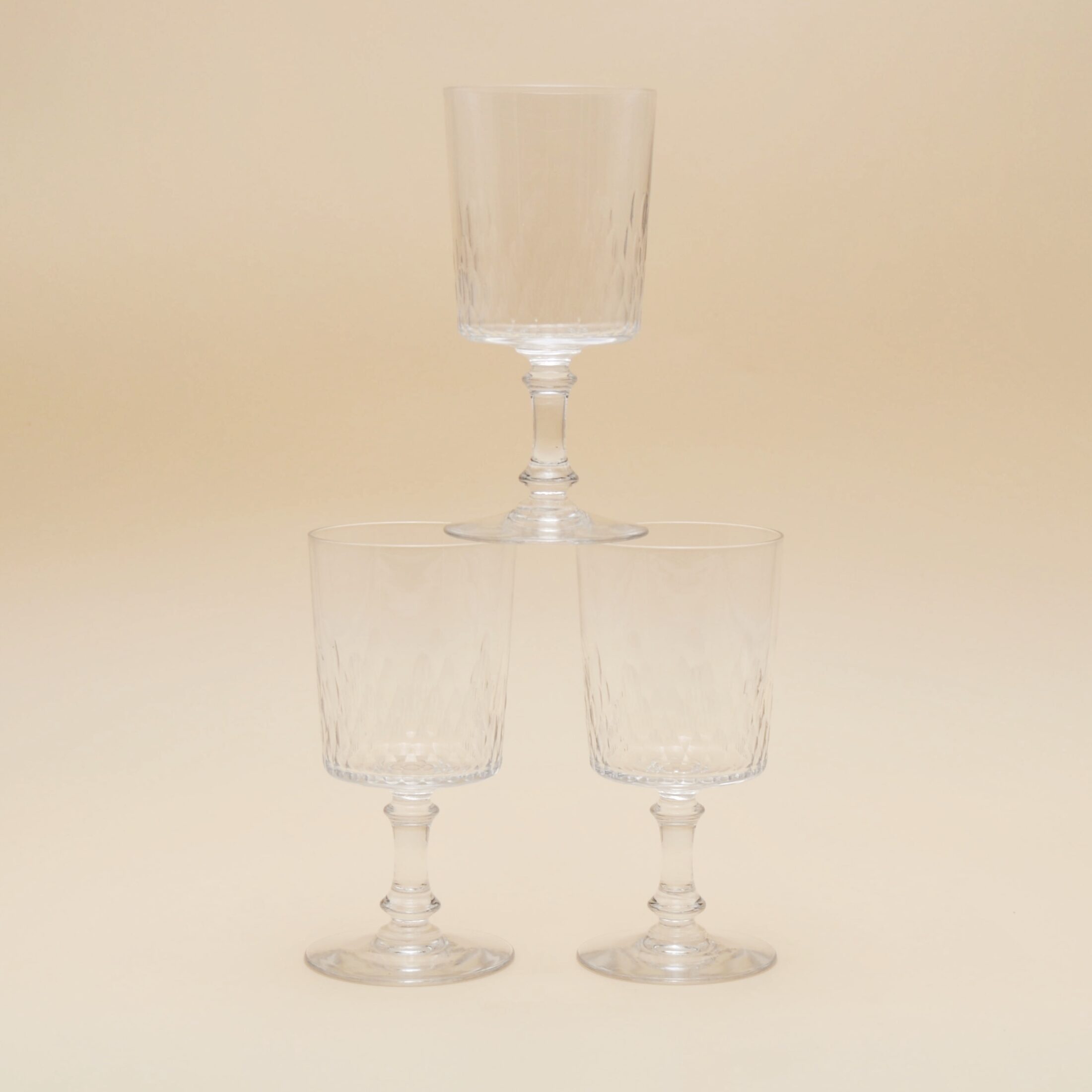 Les verres à pieds Baccarat