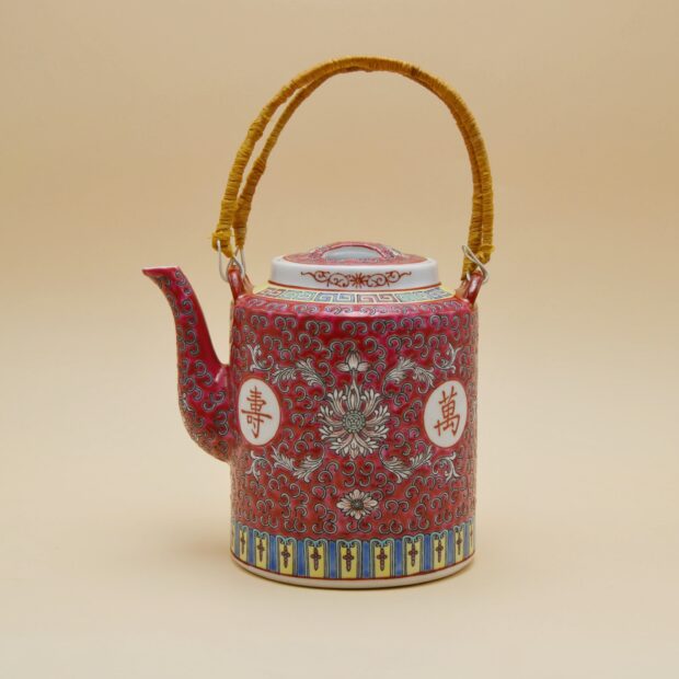 La théière chinoise cloisonnée