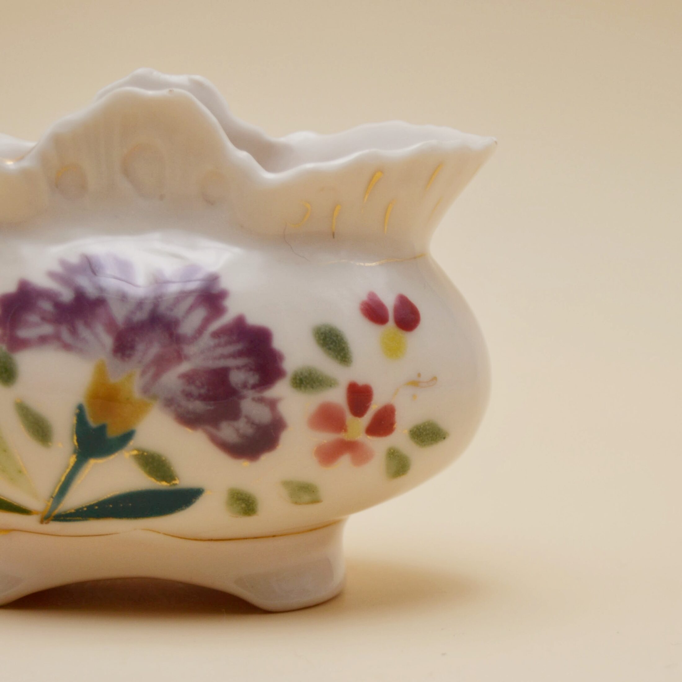 Le petit pot en porcelaine