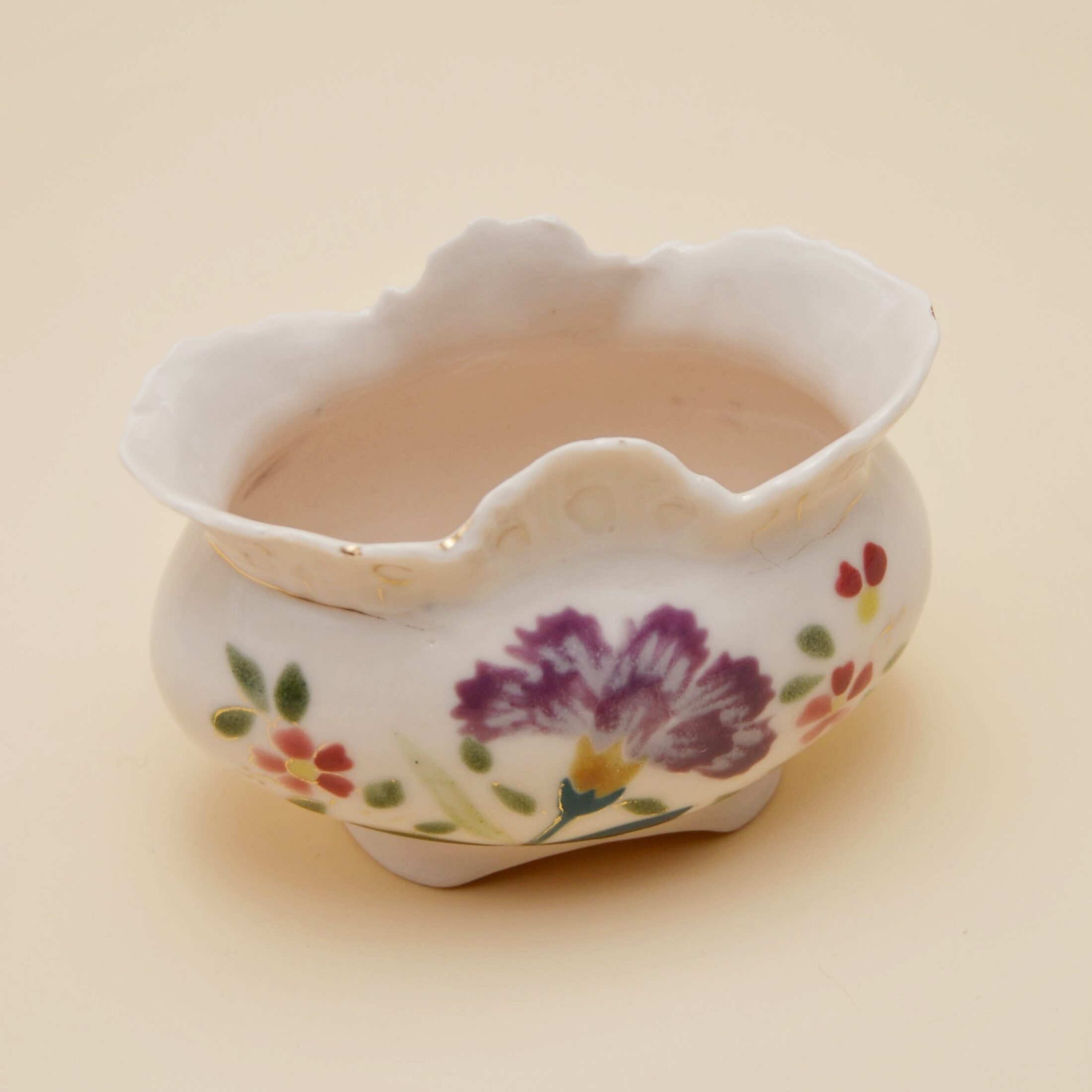 Le petit pot en porcelaine
