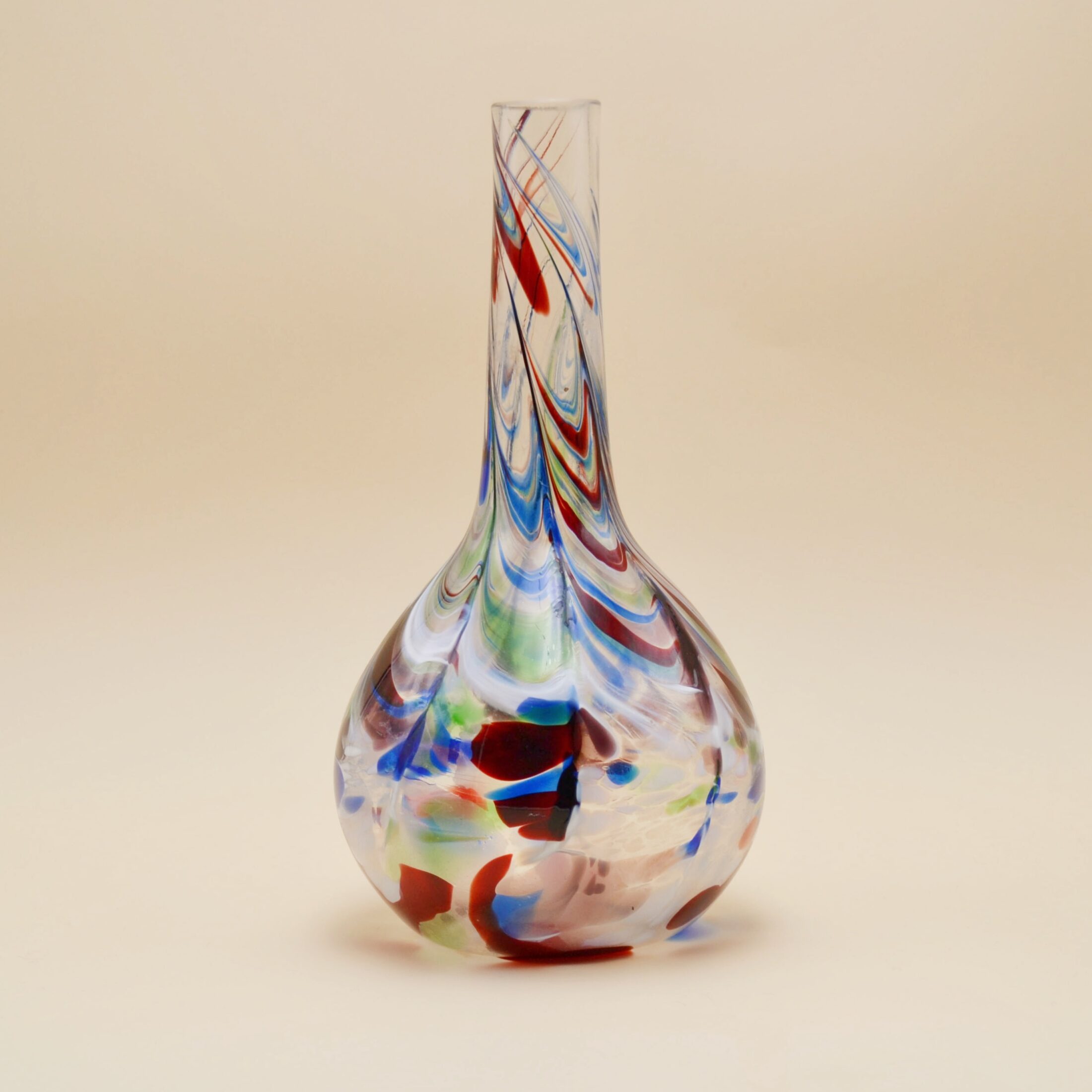 Le soliflore en verre coloré