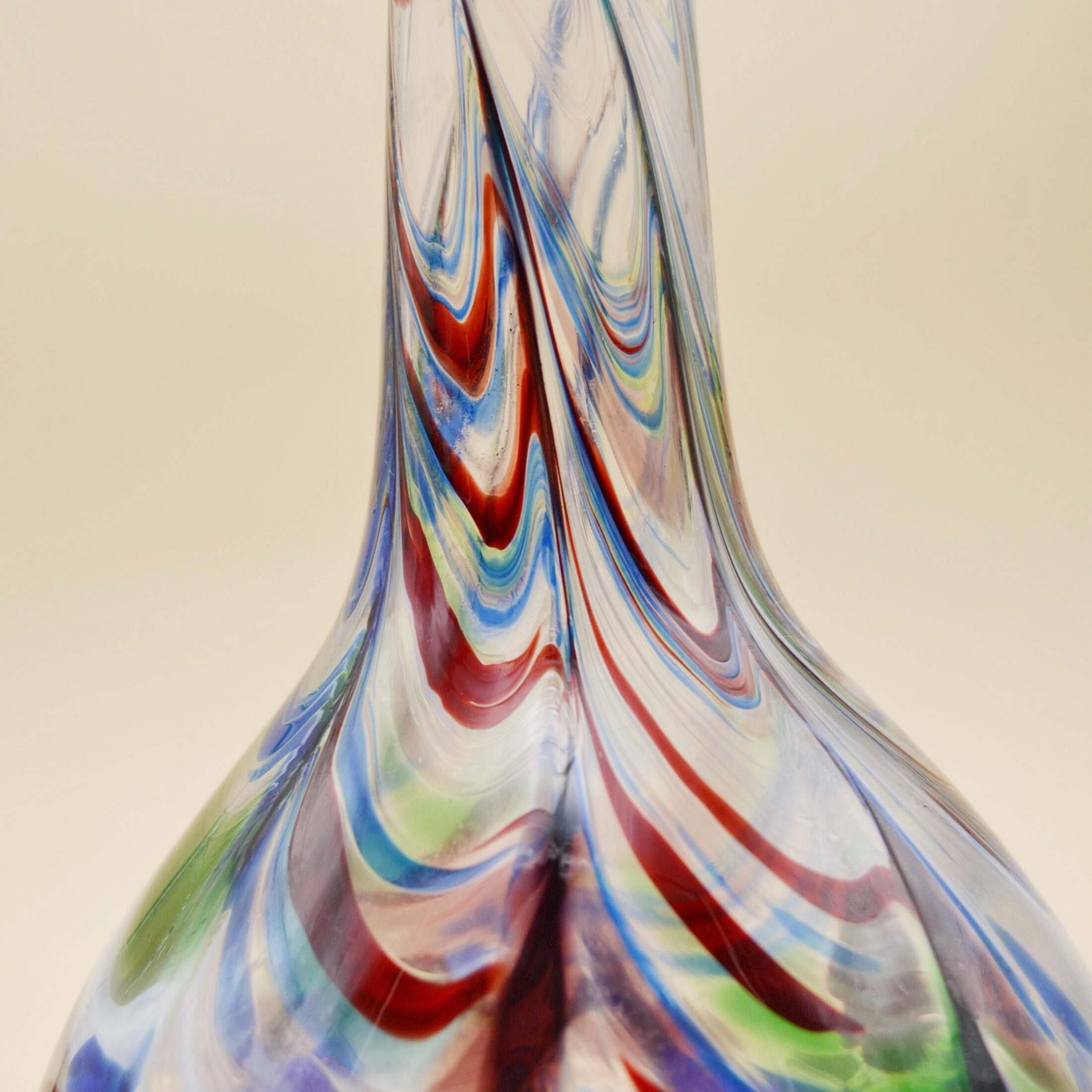 Le soliflore en verre coloré