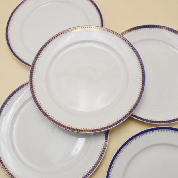 Les assiettes plates bleues Winterling