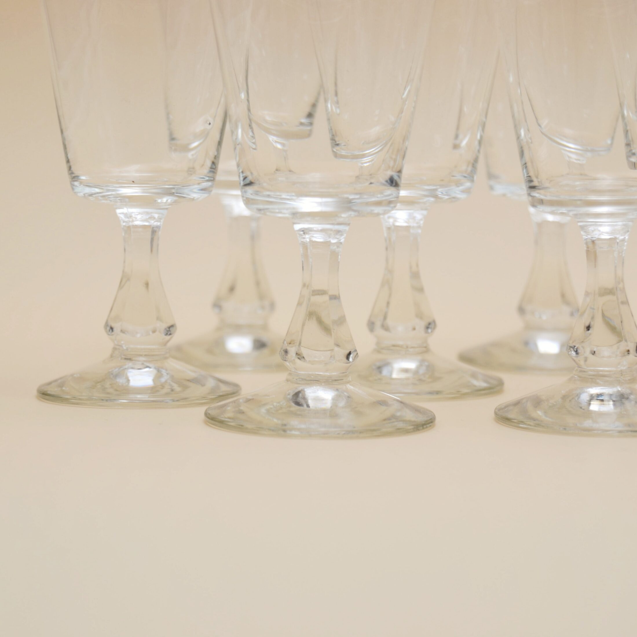 Les petits verres à pied