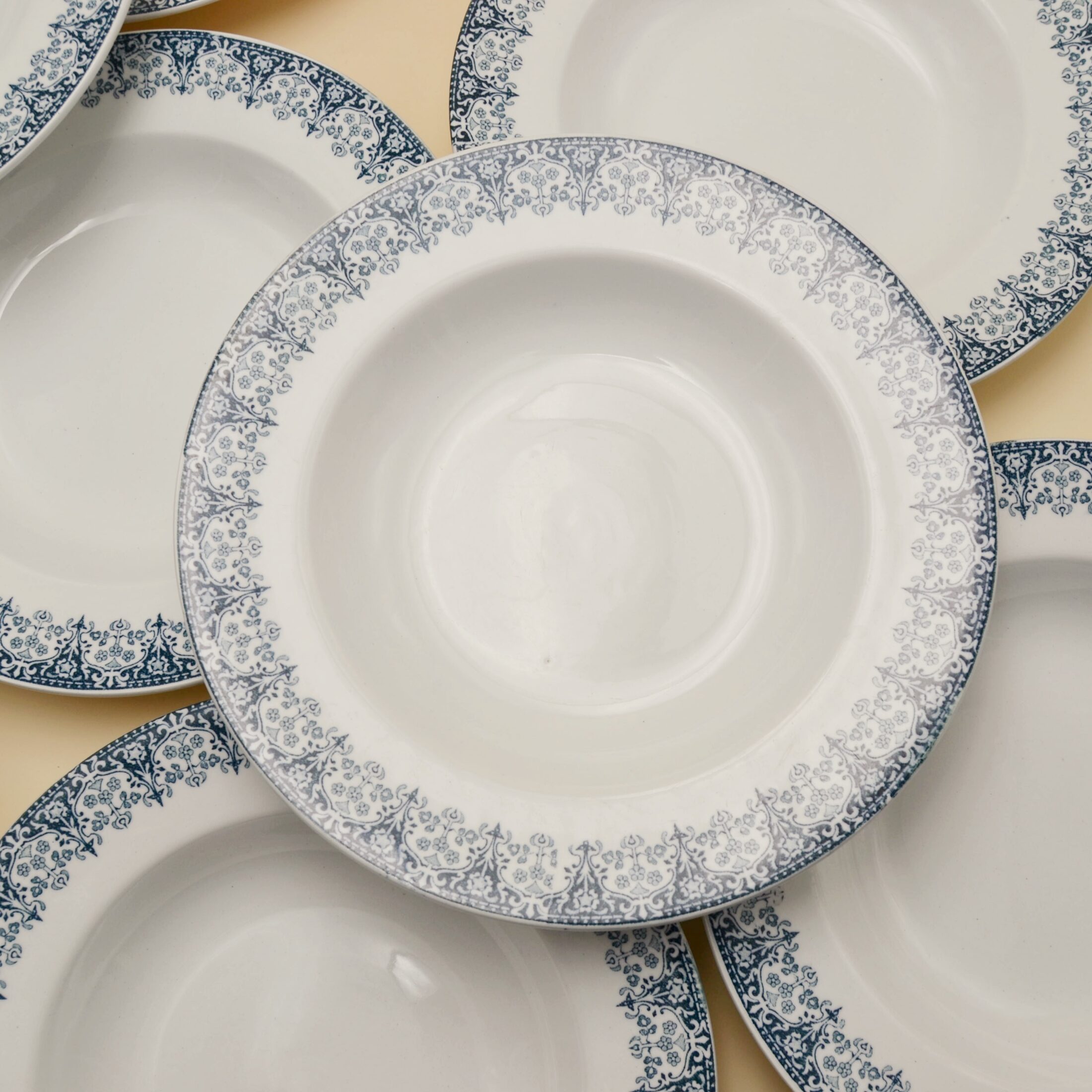 Les assiettes creuses Feston de Lunéville