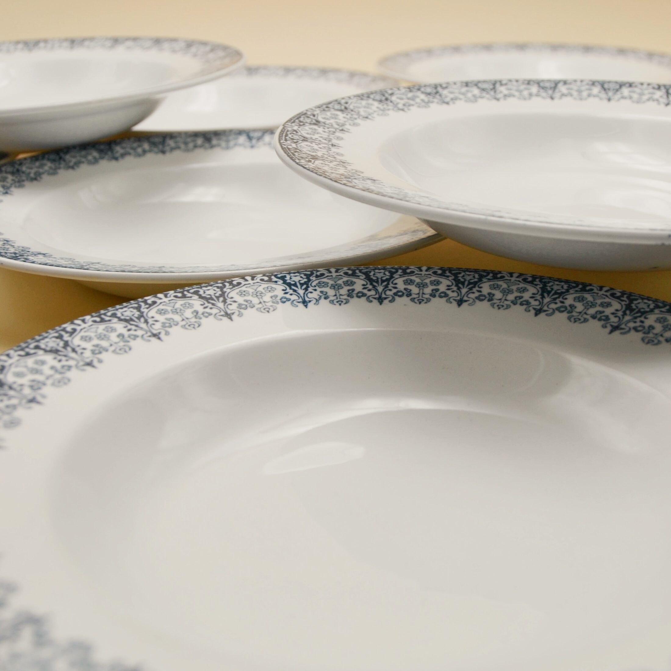 Les assiettes creuses Feston de Lunéville