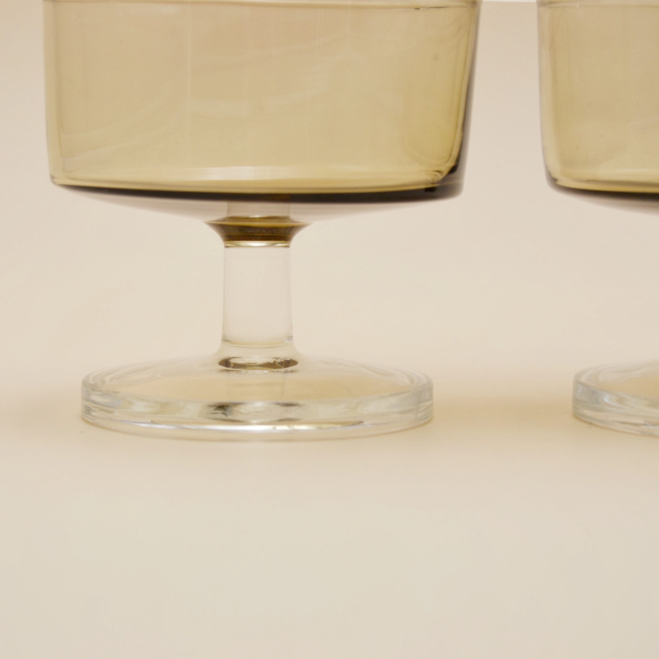 Les coupes en verre fumé