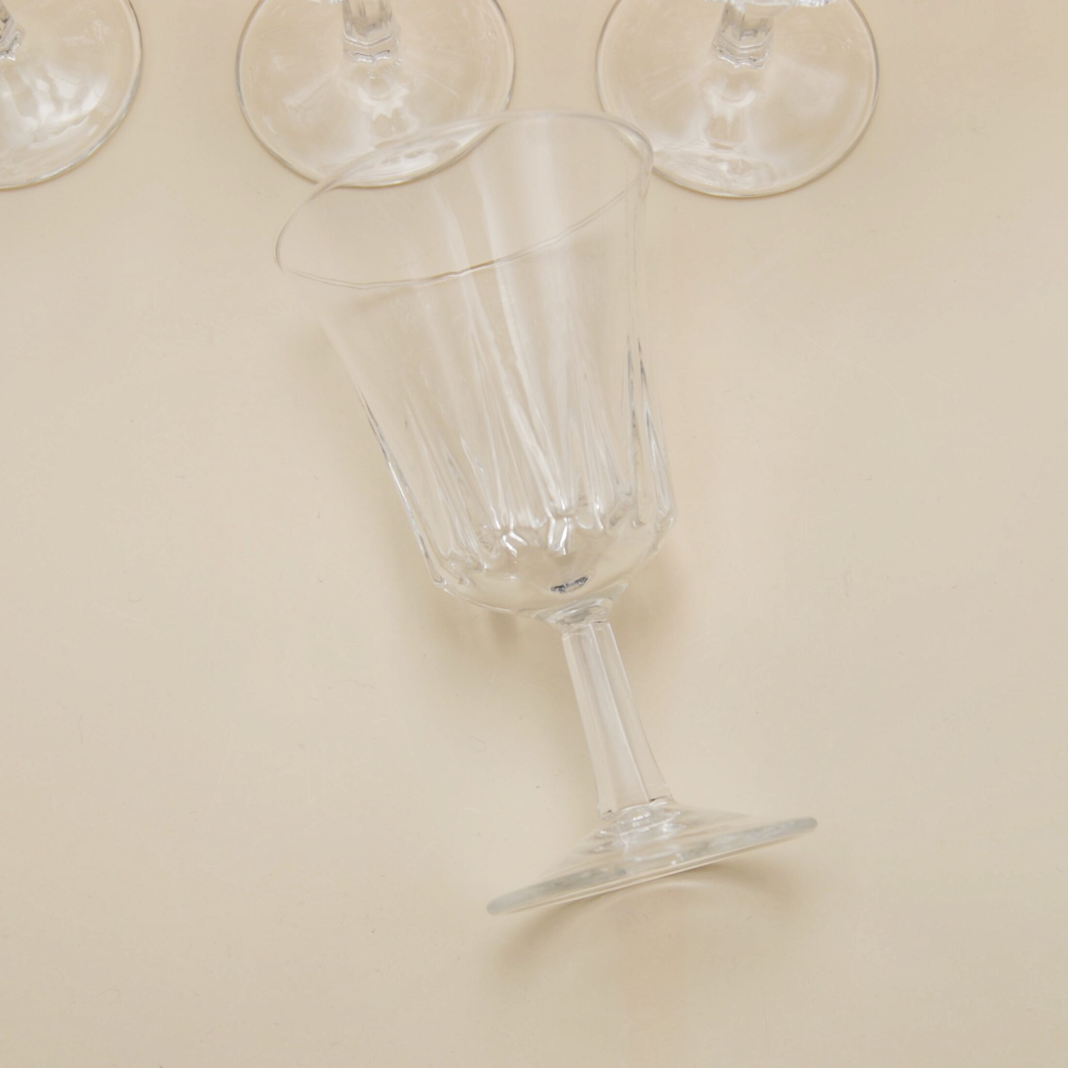 Les petits verres à pieds